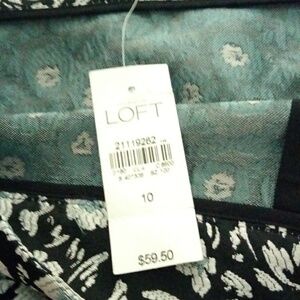 Loft Skirt New size 10